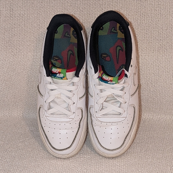 RARE Nike Air Force 1  Peace Love Swoosh Low - White Leather Sneakers Size 7Y - Picture 1 of 10